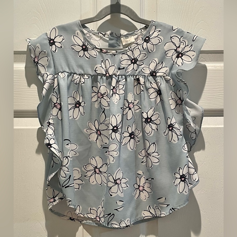 M.L Kids Boutique Girls Floral Top -Size 7